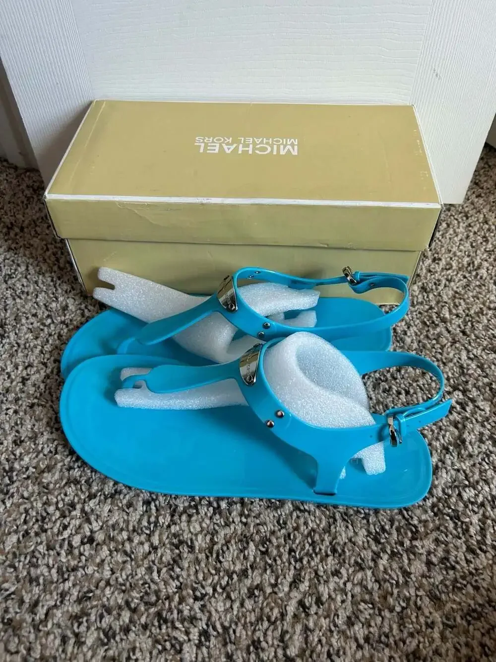 Michael Kors MK Plate Aquamarine Jelly Sandals